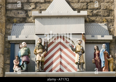 Erbe Uhr Zahlen der niederländischen Prinzen und Prinzessinnen auf gotische Stadhuis Rathaus in Gouda-Zuid-Holland Stockfoto