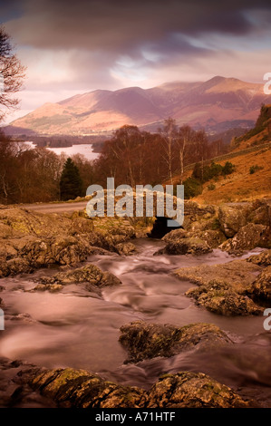 Blick Richtung Derwentwater von Ashness Brücke im Lake District Cumbria England UK Stockfoto