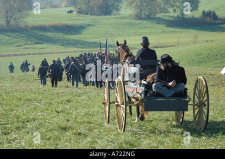 Union Spalte mit Wagen an den 2006 National Civil War Re-Erlass von 1862 Schlacht von Perryville Kentucky USA Stockfoto