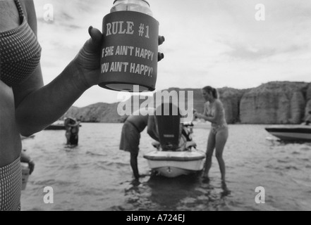 Urlauber entspannen in Lake Havasu Stockfoto