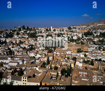 Blick von der spanischen Stadt Granada gesehen von der Alhambra Stockfoto