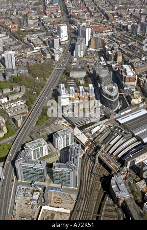 Aerial high-Level Schrägansicht östlich von Paddington Basin und Station mit A40 London England 2005 Stockfoto