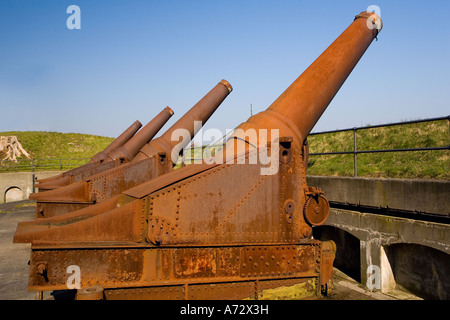 Kanonen im Charlottenlund Fort Stockfoto