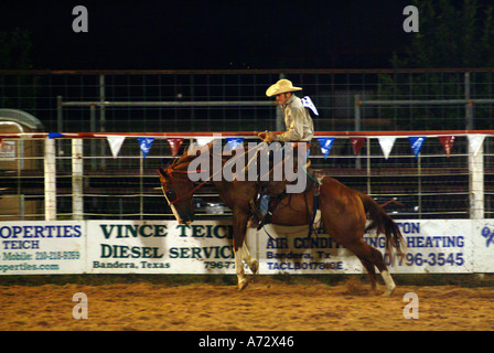 Cowboy texanischen Rodeo in Bandera Texas Stockfoto