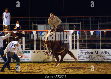 Cowboy texanischen Rodeo in Bandera Texas Stockfoto