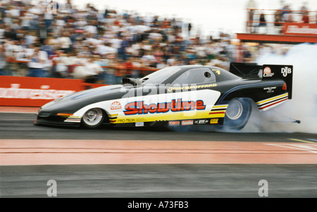 Nitro lustige Auto Pontiac Firebird Adrenalin Rush extreme Gefahr Gefahr schnell verwischen Bewegung schwenken der Pfanne schnelle Geschwindigkeit Stockfoto