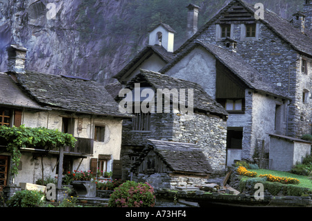 EU, Schweiz, Ticino Region, Dorf von Foroglio, Val Bavona Stockfoto