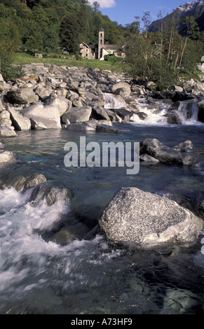 EU, Schweiz, Ticino Region, Dorf von Foroglio, Val Bavona Stockfoto