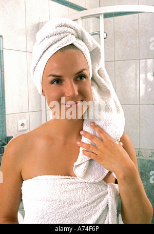Frau im Bad Stockfoto