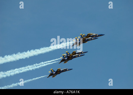 Führen Sie 31. März 2007 - der US-Navy Flug Demonstration Team, die Blue Angels aerial Demonstrationen 2007 der Airshow in. Stockfoto