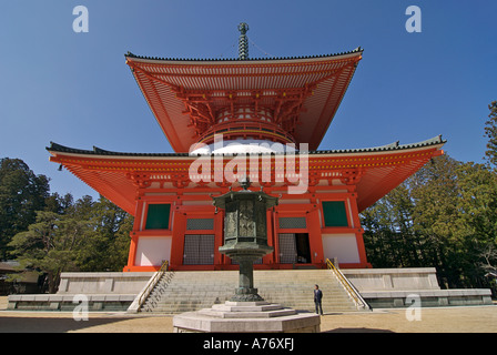 Zweistöckiges Zinnober Pagode Konpon Daito Danjo Garan Komplex Koyasan Japan Stockfoto