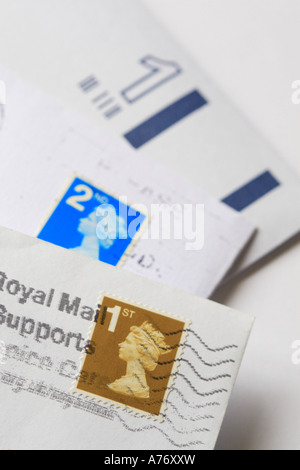 Königliche Post-Briefe und Briefmarken Stockfoto