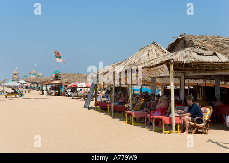 Beach Shack am Candolim Beach, Nord-Goa, Goa, Indien Stockfoto