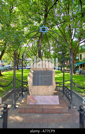 Ein Denkmal für die jüdischen Holocaustopfer in Kazimierz, das jüdische Viertel Viertel von Krakau. Stockfoto