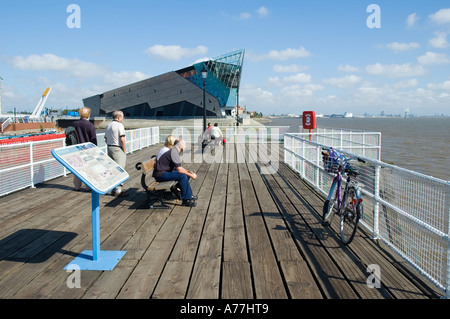 Das tiefe Aquarium in der Stadt Hull, Yorkshire, England, UK.  Designed by Sir Terry Farrell Stockfoto