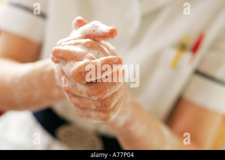 Krankenschwester am Arbeitsstandards der hygiene Stockfoto