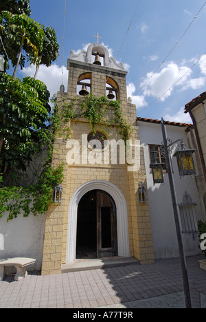 Hernando Desoto Statue und Innenhof in der South Florida Museum und Planetarium Bischof Stockfoto