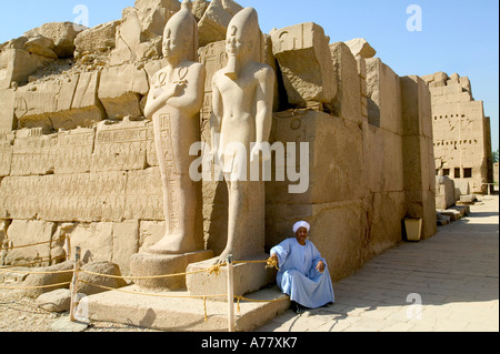 Figuren am Karnak-Tempel Stockfoto