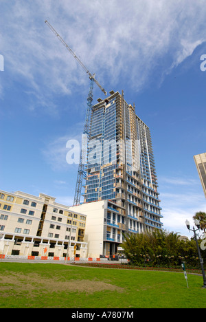 Ändern der Skyline von Downtown Orlando Florida Bau Eola See Stockfoto