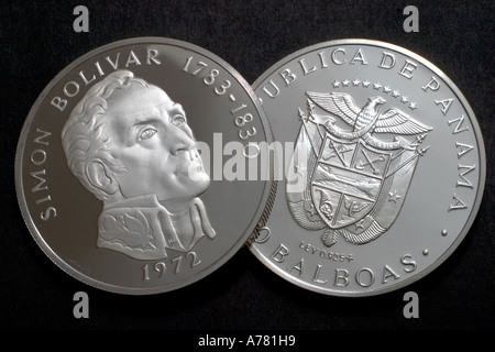 1972 crested 20 Balboa Panama Münze zeigt Simon Bolivar und die umgekehrte Adler Seite. Stockfoto