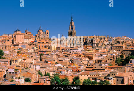 Ansicht der Weltkulturerbe Stadt Toledo aus Ronda del Toldeo Toledo Castilla La Mancha Spanien Europa Stockfoto