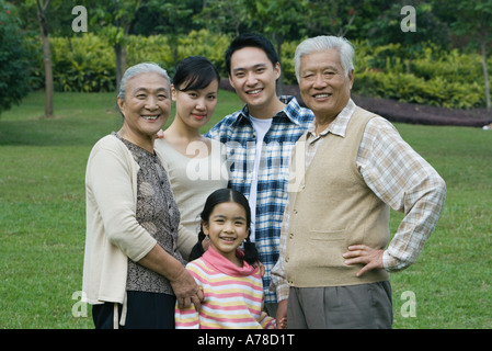 Drei Generationen Familienporträt Stockfoto