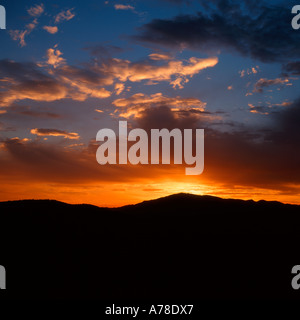 Sonnenaufgang über dem Pyrenäen Languedoc-Roussillion Frankreich Stockfoto