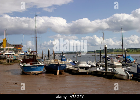 UK Devon Topsham Boote bei Ebbe auf dem Fluß Exe Stockfoto