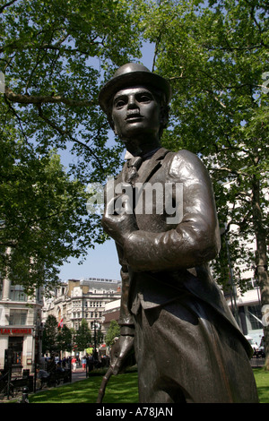 UK London Leicester Square Charlie Chaplin statue Stockfoto