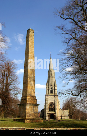 UK Yorkshire Ripon Studley Royal St. Marys Church und Denkmal Stockfoto