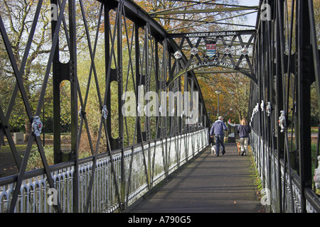 Andresey Brücke, Andresey Insel, Fluss Trent, Trent Washlands, Burton-Upon-Trent, Staffordshire, England Stockfoto