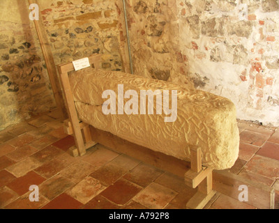 Alten Steinkreuz sächsischen Saint Botolph Kirche Iken Suffolk England Stockfoto