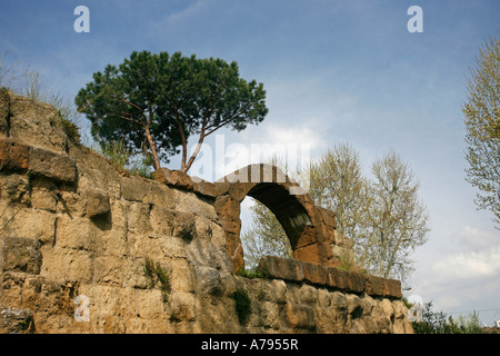 Servianischen Mauer Piazza Albanien Rom Italien Europa Stockfoto