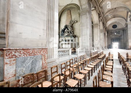 Innenraum der Kirche Saint-Sulpice in paris Stockfoto