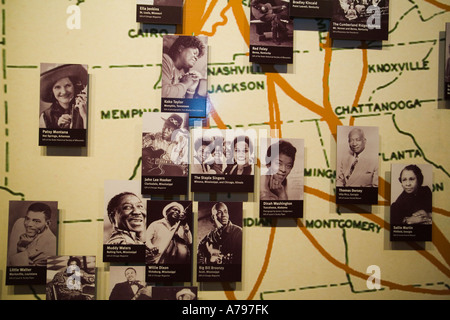 CHICAGO Illinois Interieur der Chicago Historical Society Museum Musikgeschichte zeigt Fotos von berühmten Musikern Stockfoto