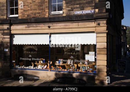 Ein Cafe Art Gallery in Saltaire, Bradford, West Yorkshire, England Stockfoto