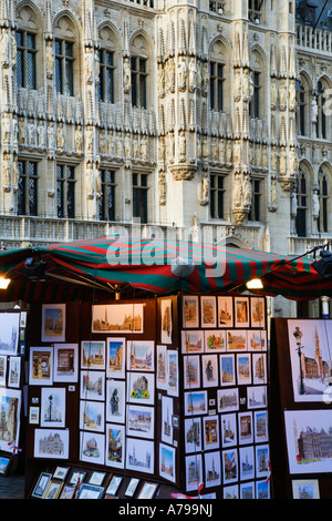 A Street Artists Stall in der Grand Place Brüssel Belgien Stockfoto