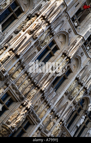 Carving-Detail im The Hotel de Ville in The Grand Place-Brüssel-Belgien Stockfoto