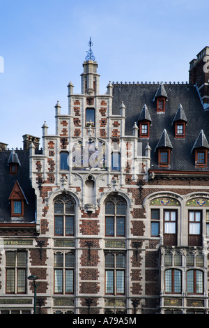 Architektur Detail am ehemaligen de Cleves Ravenstein Herrenhaus auf der Rue Ravenstein, in Brüssel Stockfoto