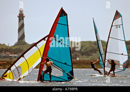Windsurfer bei einem Wettbewerb in der Bucht in der Nähe von St. Augustine Florida USA Stockfoto