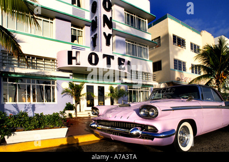 Art Deco Historic District Ocean Drive Florida Café Restaurant Bar Hotel in Miami Beach Stockfoto
