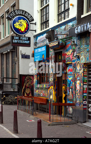 Der berühmte Bulldog Coffeeshop in Amsterdam Stockfoto