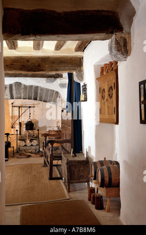 Interieur des Hauses Tudor Merchants House Ende des 15. Jahrhunderts Stadt in Tenby Pembrokeshire West Wales UK Stockfoto