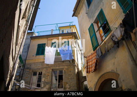 Szene in Corniglia, eines der fünf Dörfer der Cinque Terre Stockfoto