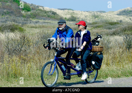 Paar mit tandem Stockfoto