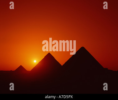 Kairo, Gizeh, die Pyramiden, Sonnenuntergang Stockfoto