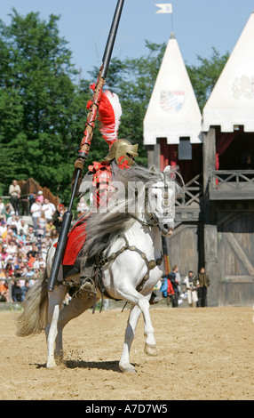 Kaltenberg, GER, 03. Juli 2005 - spielt Ritter in Kaltenberg in der Nähe von München. Stockfoto