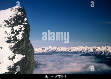 Blick vom The Remarkables von Nebel bedeckt Lake Wakatipu in der Nähe von Queenstown Neuseeland Stockfoto