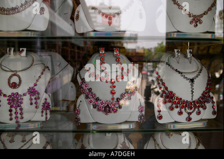 Schmuck zum Verkauf in einem Geschäft in Banani Dhaka Bangladesch Stockfoto