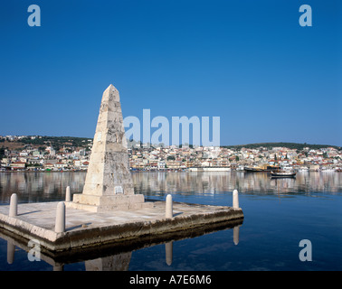 Denkmal von Drapano Brücke, Argostoli (Inselhauptstadt), Kefalonia, Ionische Inseln, Griechenland Stockfoto